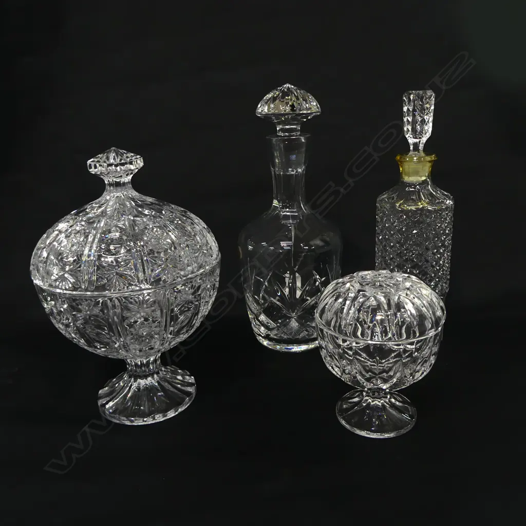 2 CRYSTAL DECANTERS & 2 CRYSTAL LOLLIE JARS H.280mm Image 1++