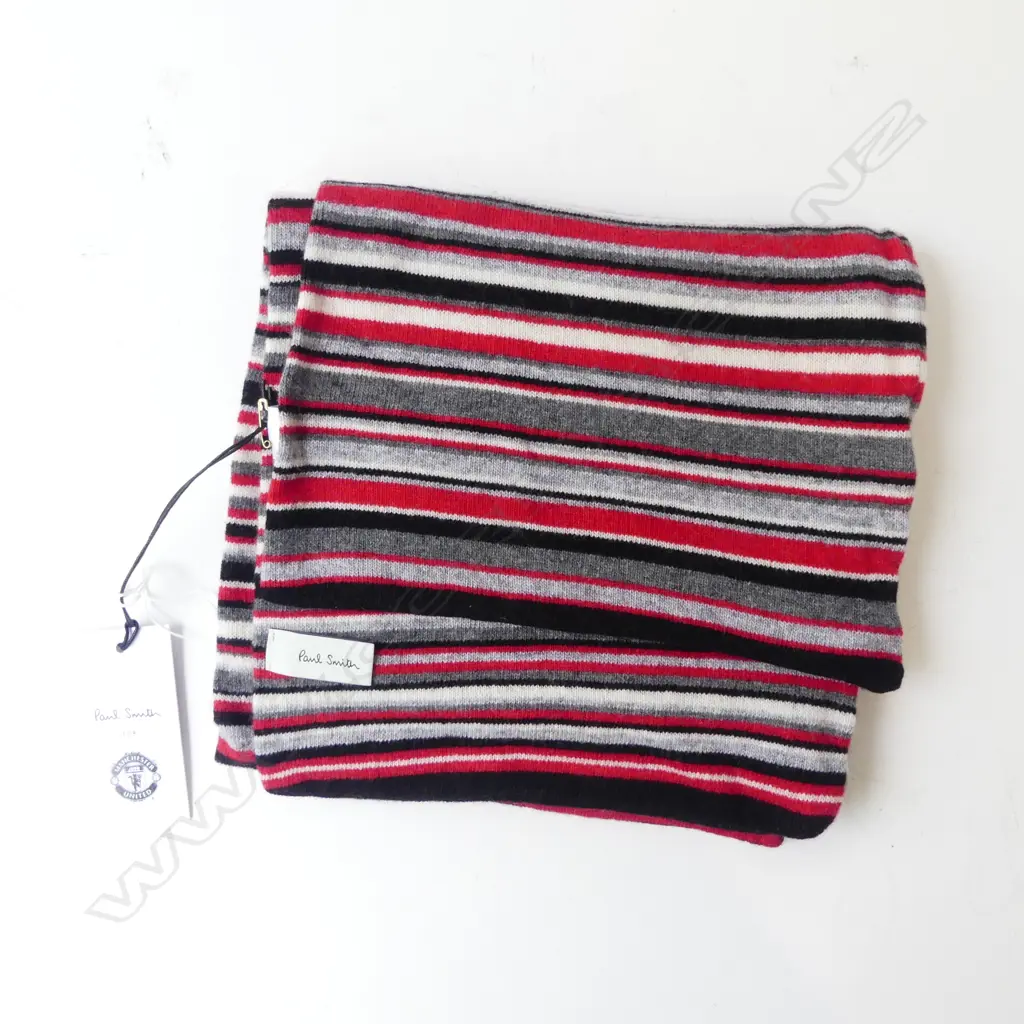 PAUL SMITH MANCHESTER UNITED STRIPED SCARF, BOXED Image 1++