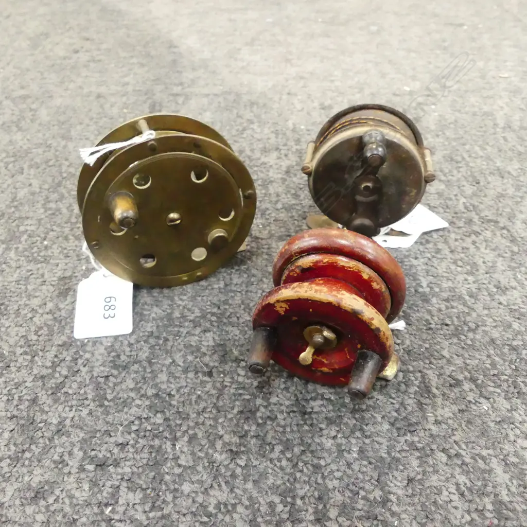 3 ANTIQUE FRESH WATER FISHING REELS BRASS DIA 80MM WOOD DIA50  STEEL  DIA60MM Image 1++