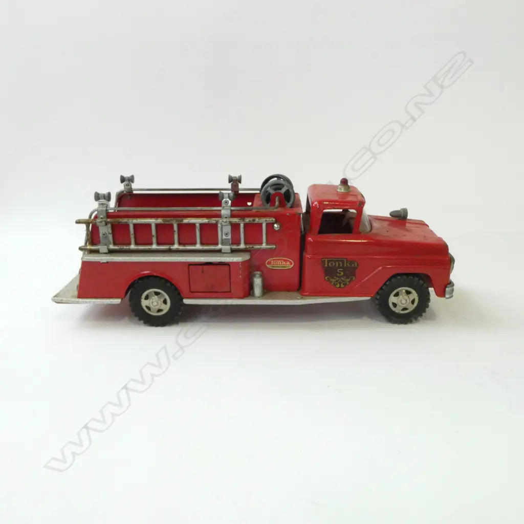 VINTAGE TONKA TIN TOY FIRE TRUCK ORIGINAL DECALS L440MM Image 1++