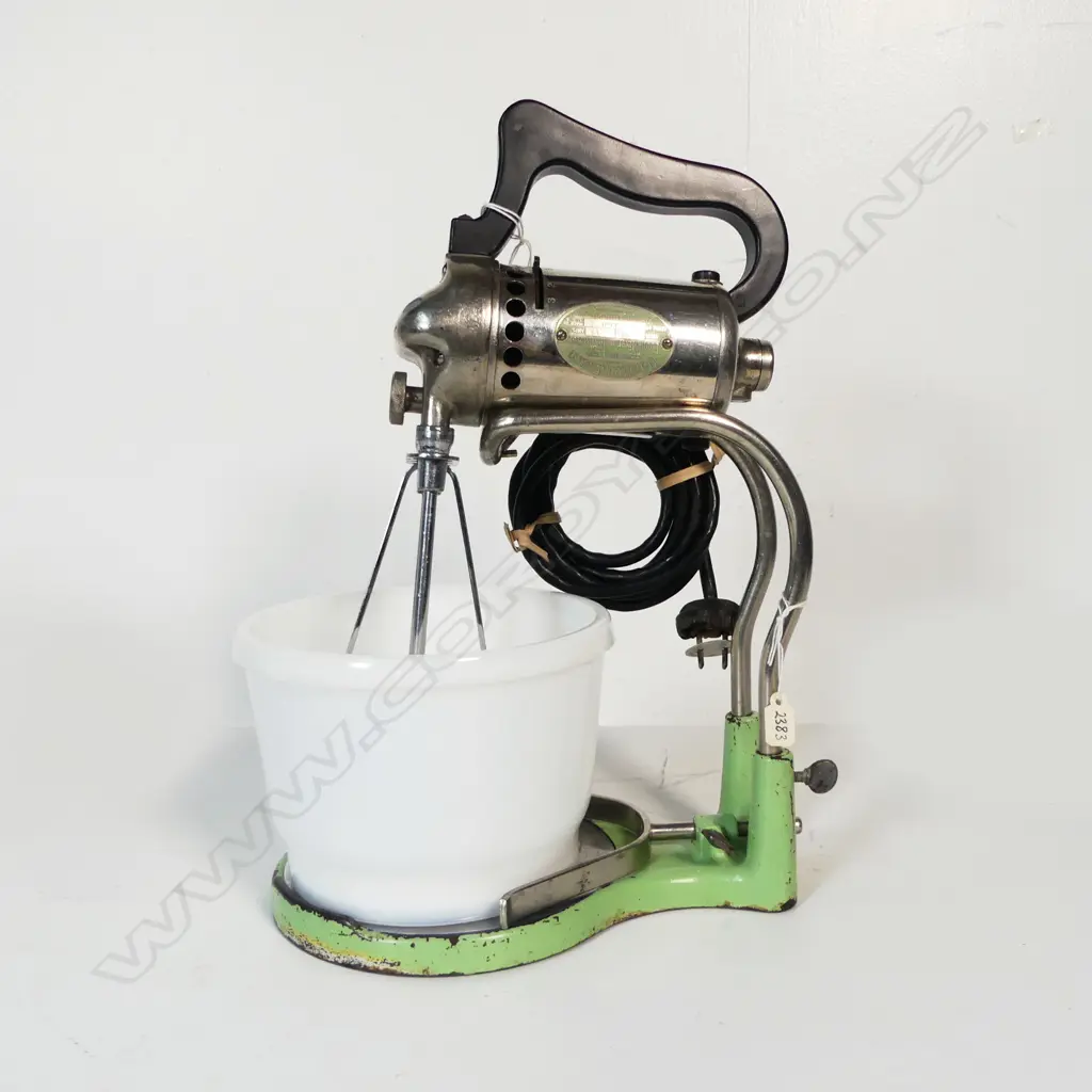2383 VINTAGE HAMILTON BEACH COMBINATION FOOD MIXER  Image 1++