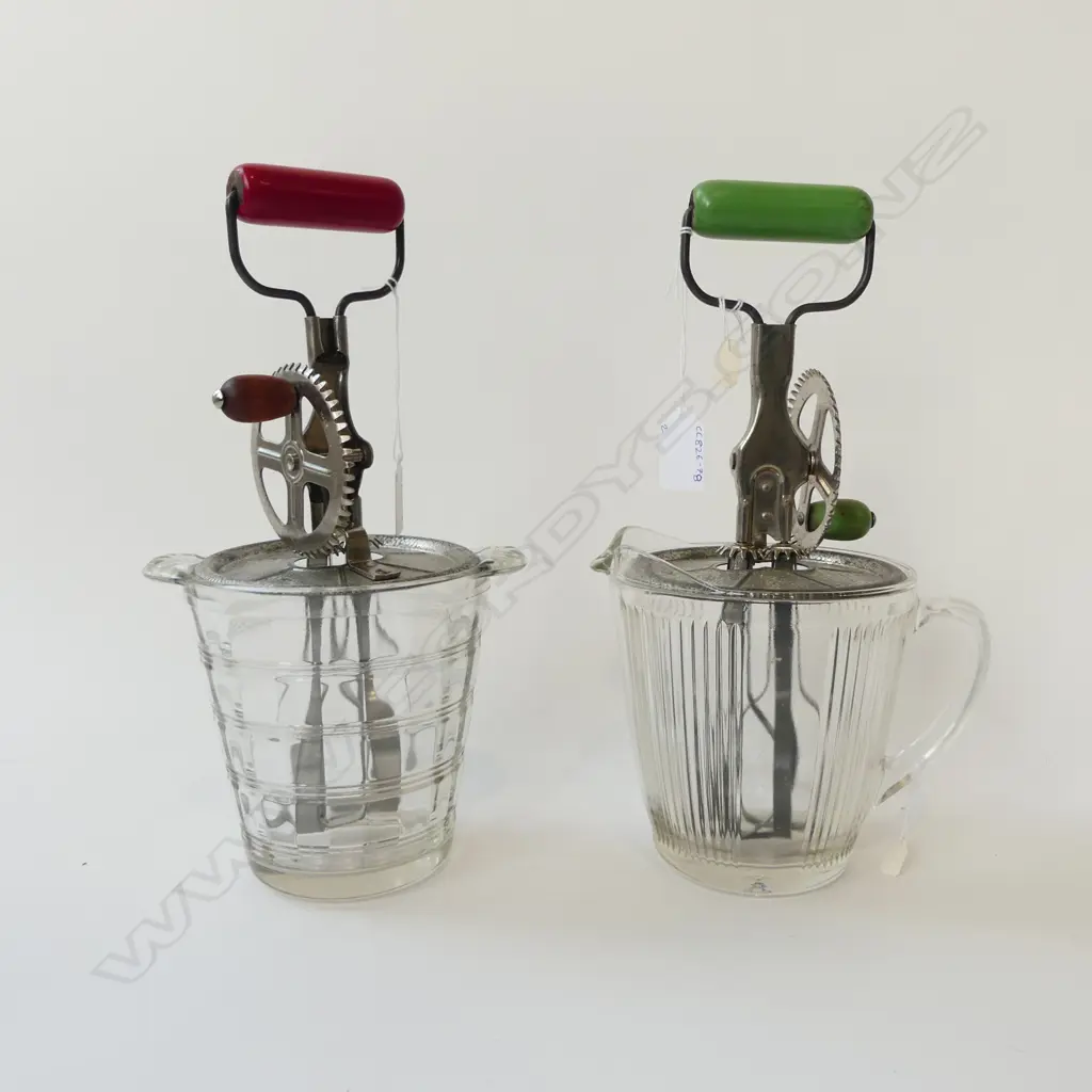 (2769/3257/2793) TWO VINTAGE A&J HAND HELD ROTARY BEATERS WITH GLASS JUGS .310mm Image 1++