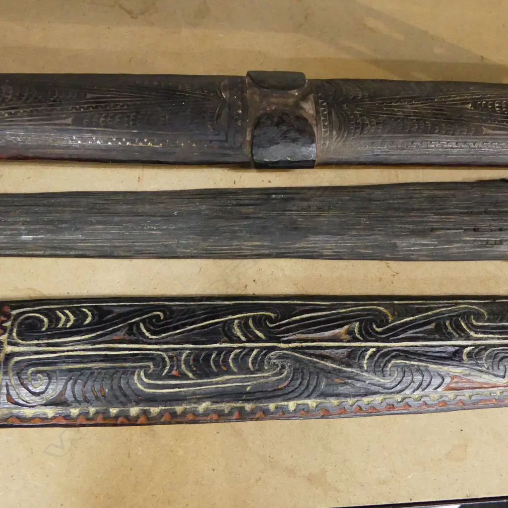 3 PAPUA NEW GUINEA? CARVED SWORD FORMS L.1120mm Image 1++