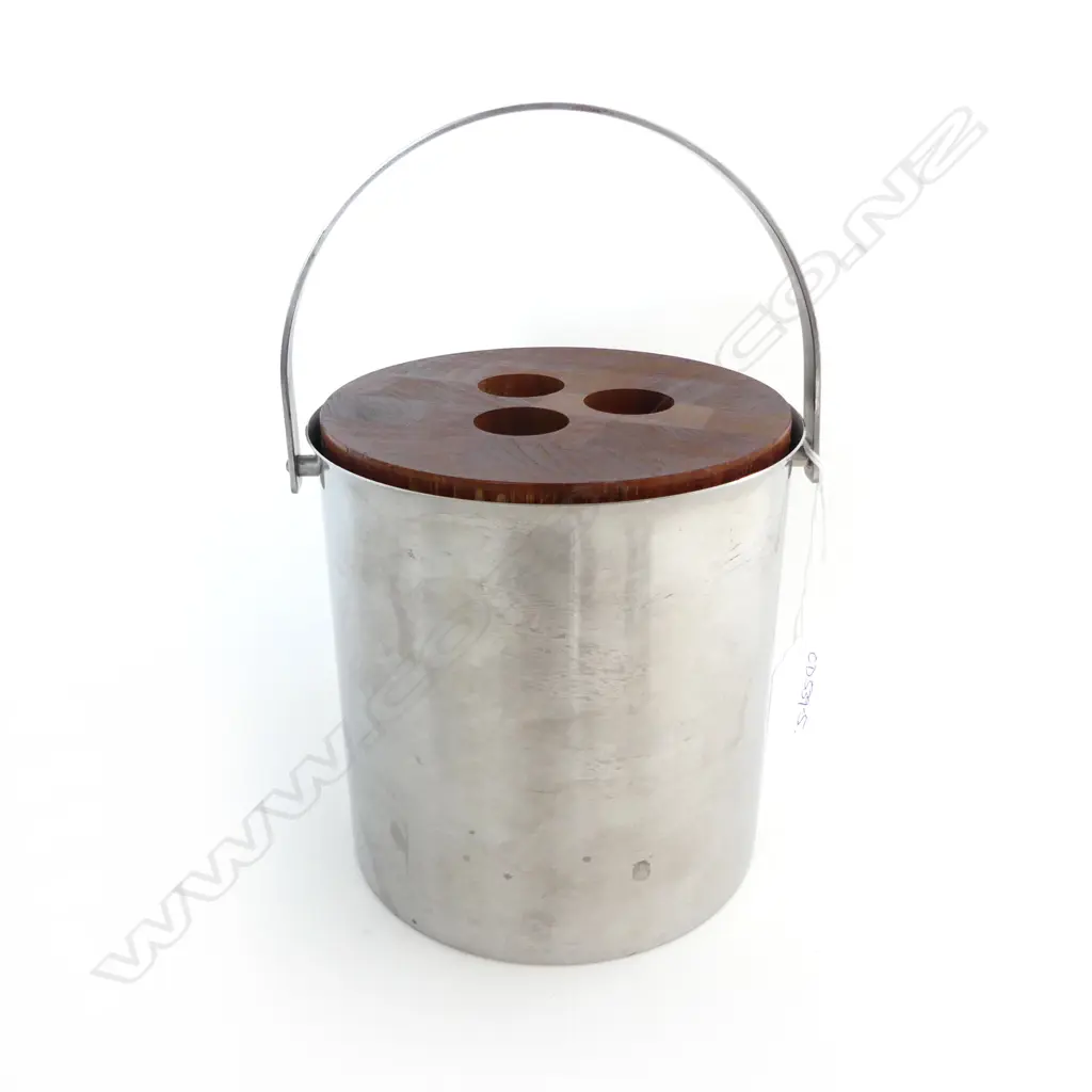 MID CENTURY ICE BUCKET by ARNE JACOBSEN for STELTON stainless steel w wooden lid w tongs H.140mm. Original label to base Image 1++
