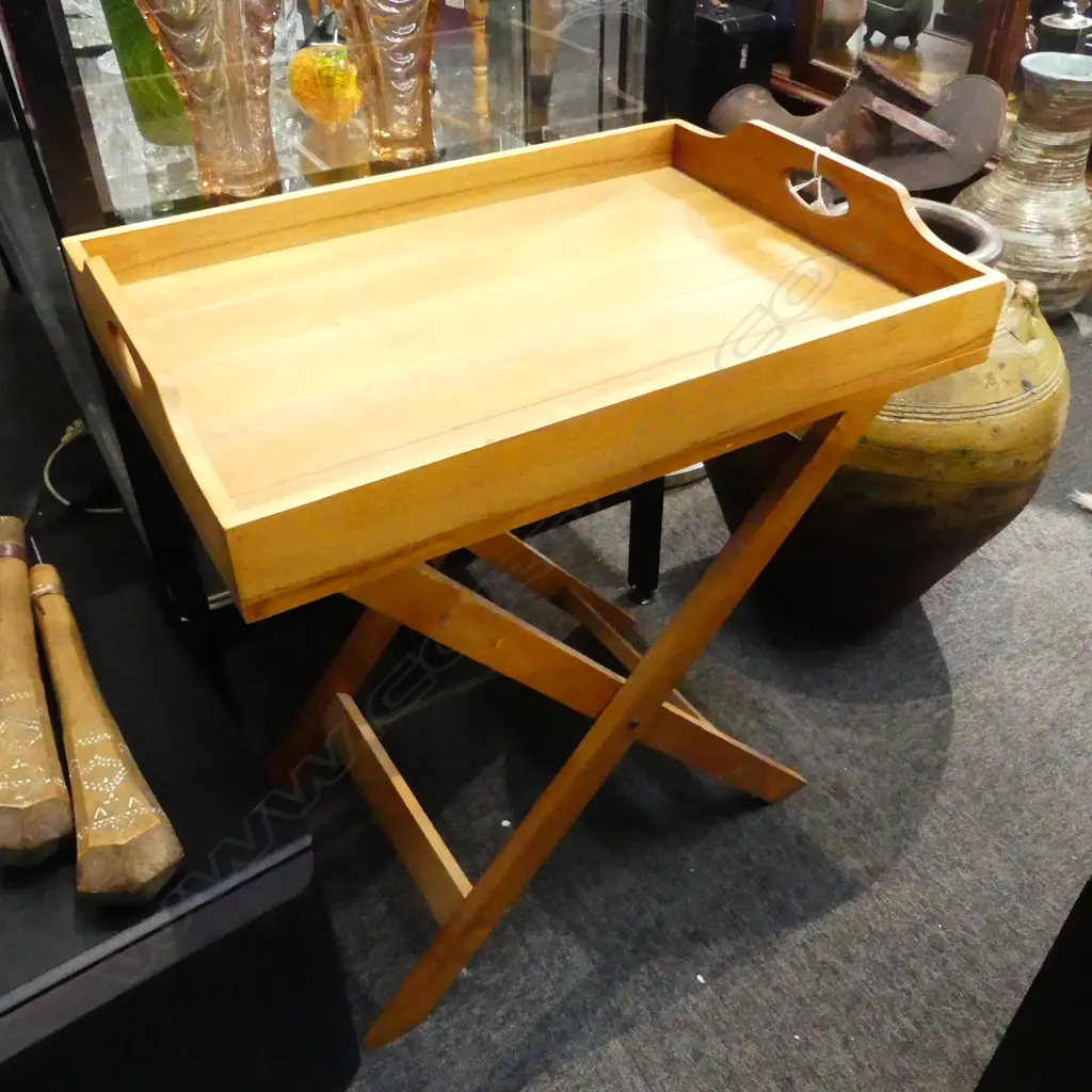 BUTLERS TRAY Image 1++