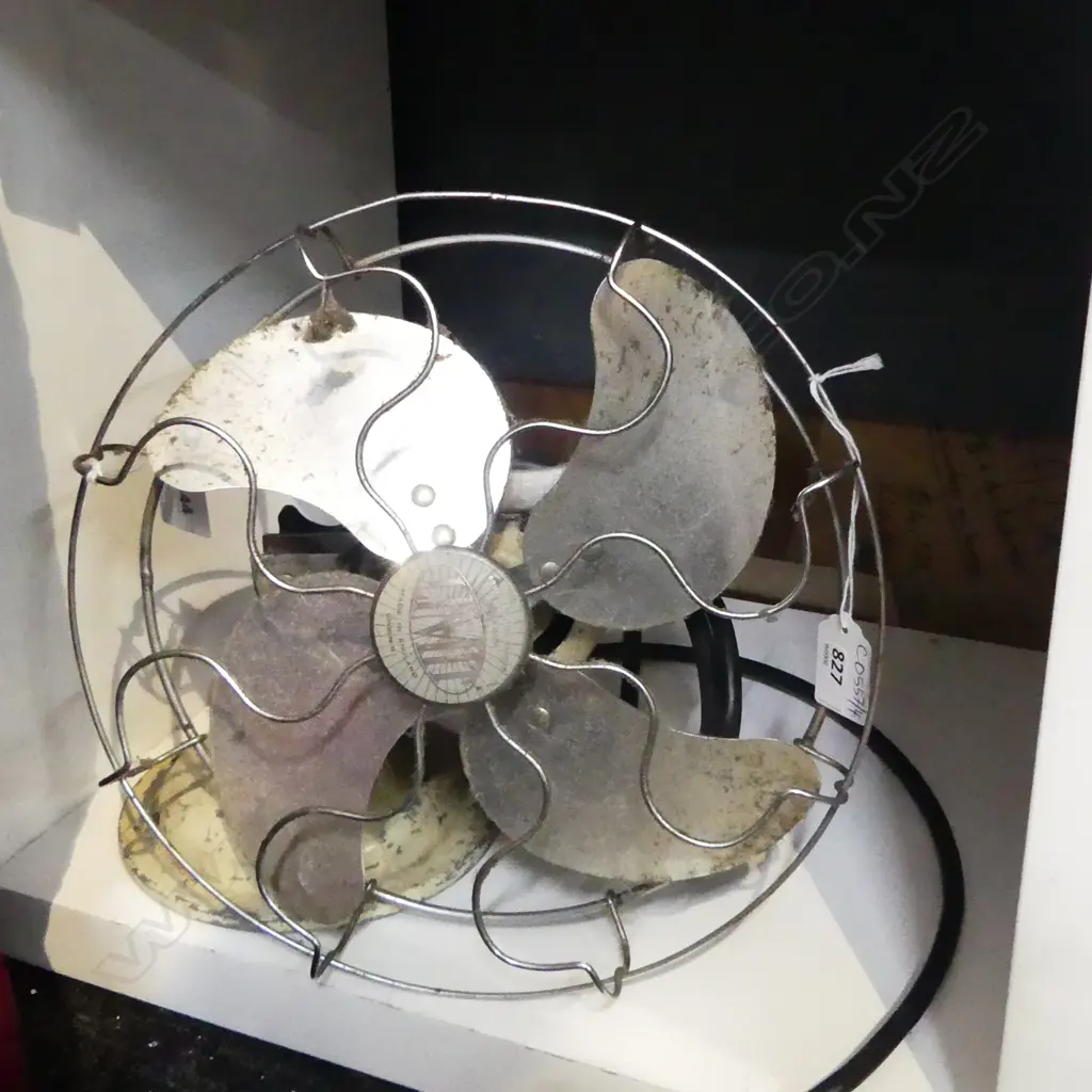 VINTAGE LIMIT ELECTRIC FAN 270mm dia Image 1++