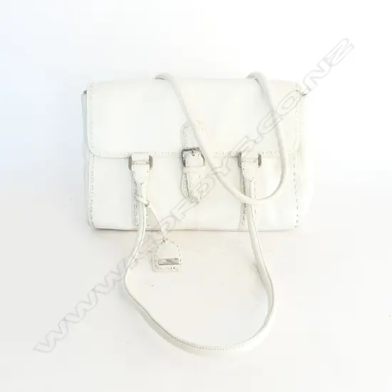 OROTON LARGE WHITE LEATHER HAND BAG L370MM