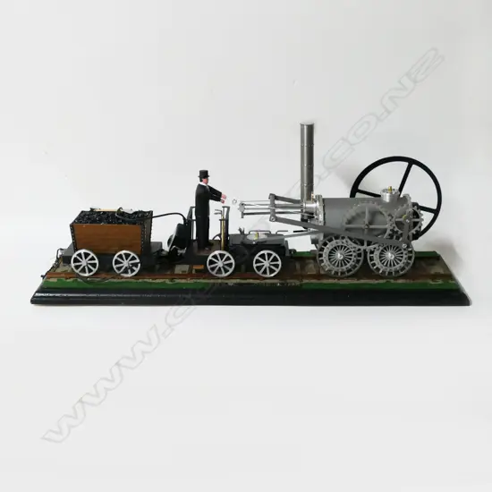 CASED MODEL OF RICHARD TREVITHICK 1803 STEAM ENGINE 810x225x370mm
