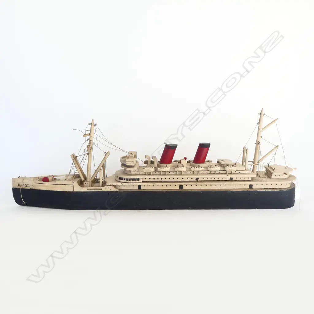 VINTAGE WOODEN STEAMSHIP MODEL SS RANGITOTO L.730mm old borer sign Image 1++