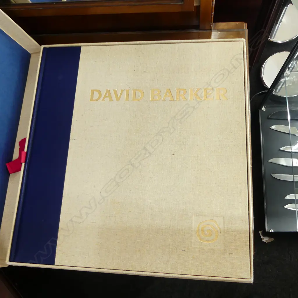 CASED BOOK; DAVID BARKER: THE MAN AND HIS ART, BATEMAN 1982 456/475 505x55x530mm Image 1++