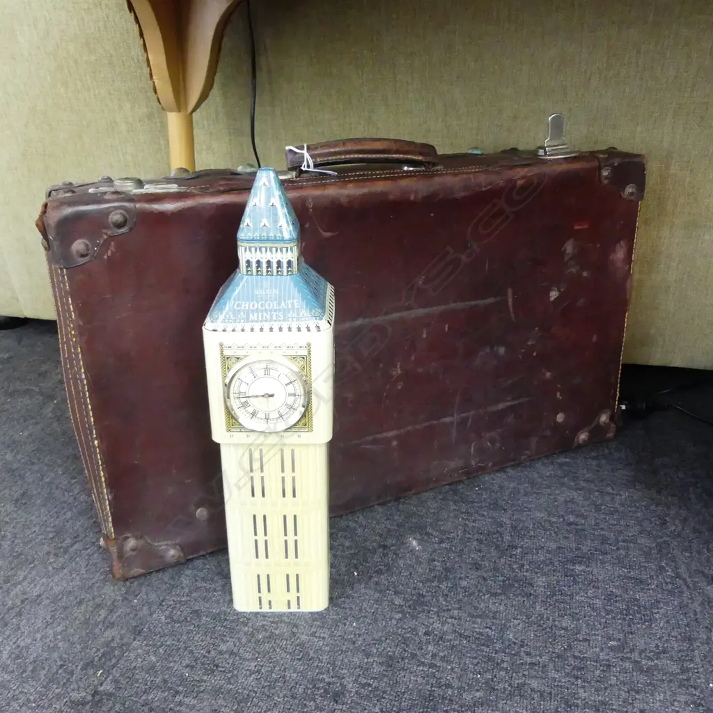 N.Z. BULLOCK HIDE SUIT CASE W.660mm & WALKERS CLOCK TOWER TIN Image 1++