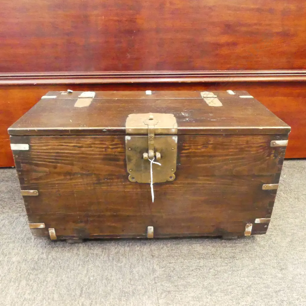 ORIENTAL LIDDED WOODEN CONTAINER W.580mm Image 1++