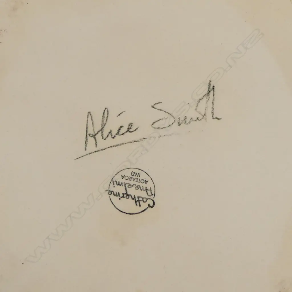 CATHERINE ANSELMI N.Z. POTTERY ALICE SMITH PLATE Dia.330mm Image 1++