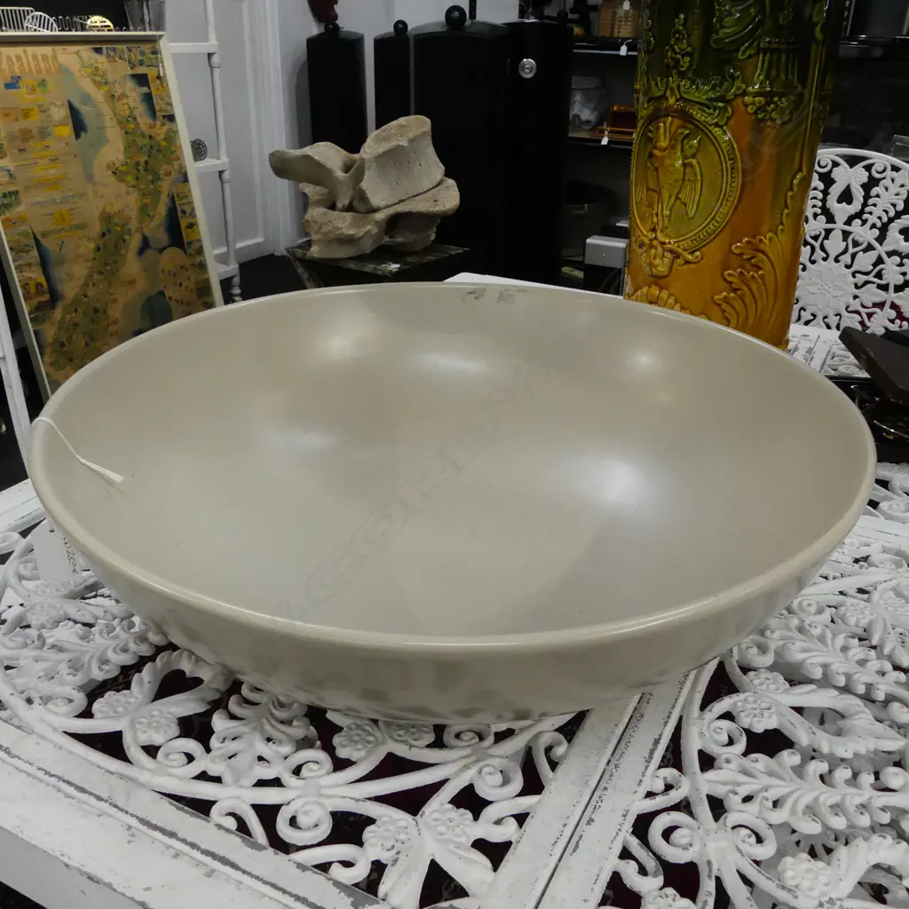 GIDON BING x CITTA POTTERY BOWL Dia.430mm Image 1++