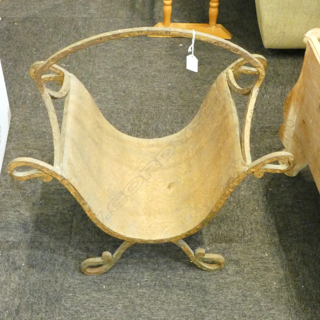  FORGED IRON MAGAZINE/NEWSPAPER RACK 540x320mm Image 1++