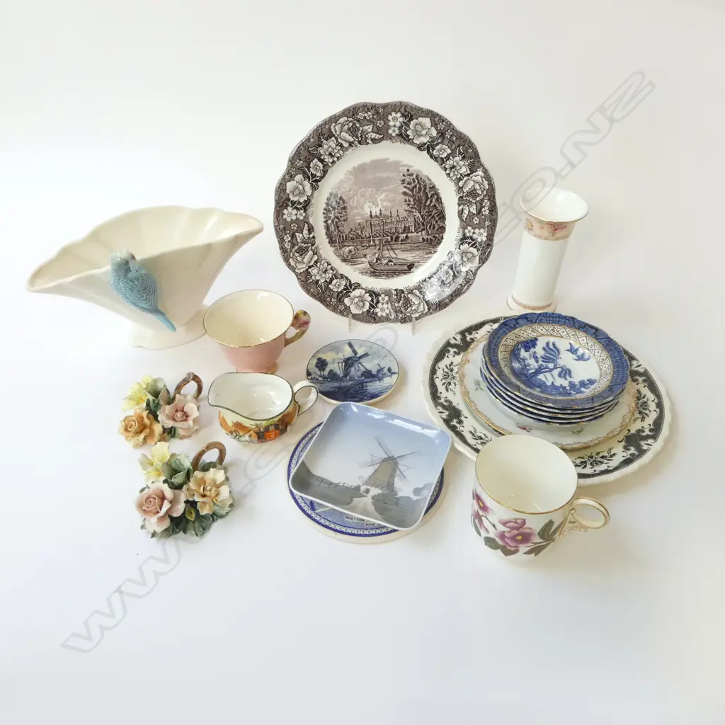 ASSTD. CHINA – CANDLEHOLDERS, ROYAL COPENHAGEN, ROYAL DOULTON ETC  Image 1++