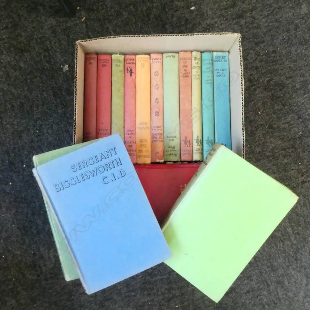 ASST. CHILDRENS NOVELS Incl. BEATRIX POTTER Image 1++