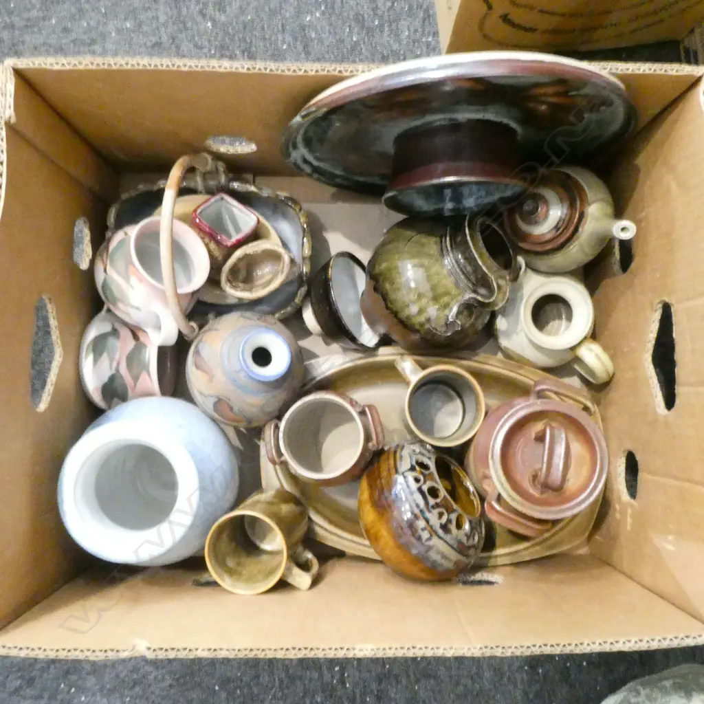 ASST. N.Z. STUDIO POTTERY etc Image 1++
