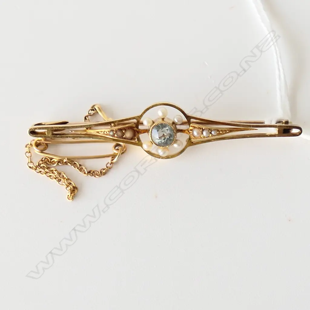 ELEGANT EDWARDIAN 15ct GOLD & SEED PEARL & BLUE STONE BAR BROOCH 4gms  Image 1++