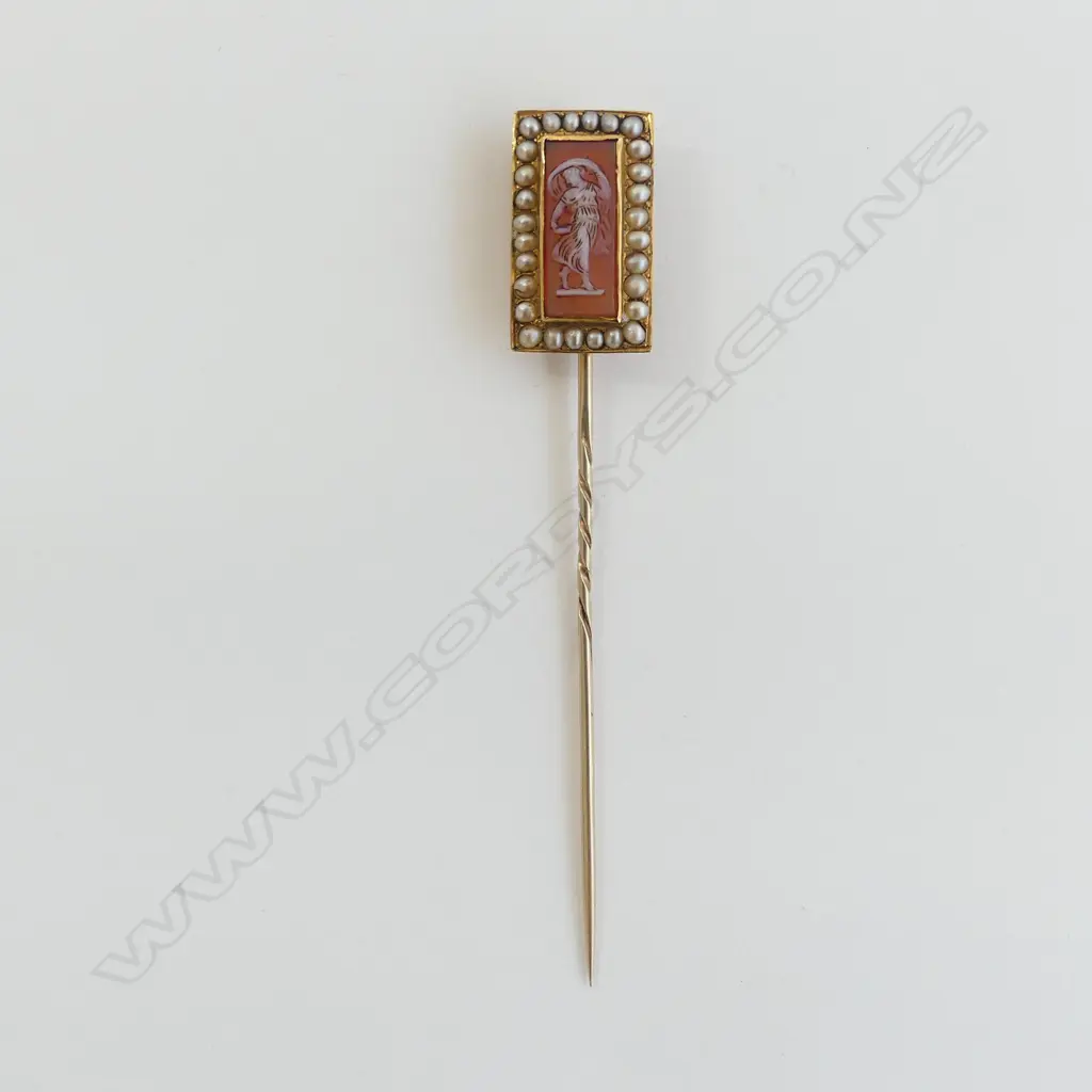 15-18ct GOLD CAMEO & SEED PEARL STICK PIN, 5.4gm Image 1++