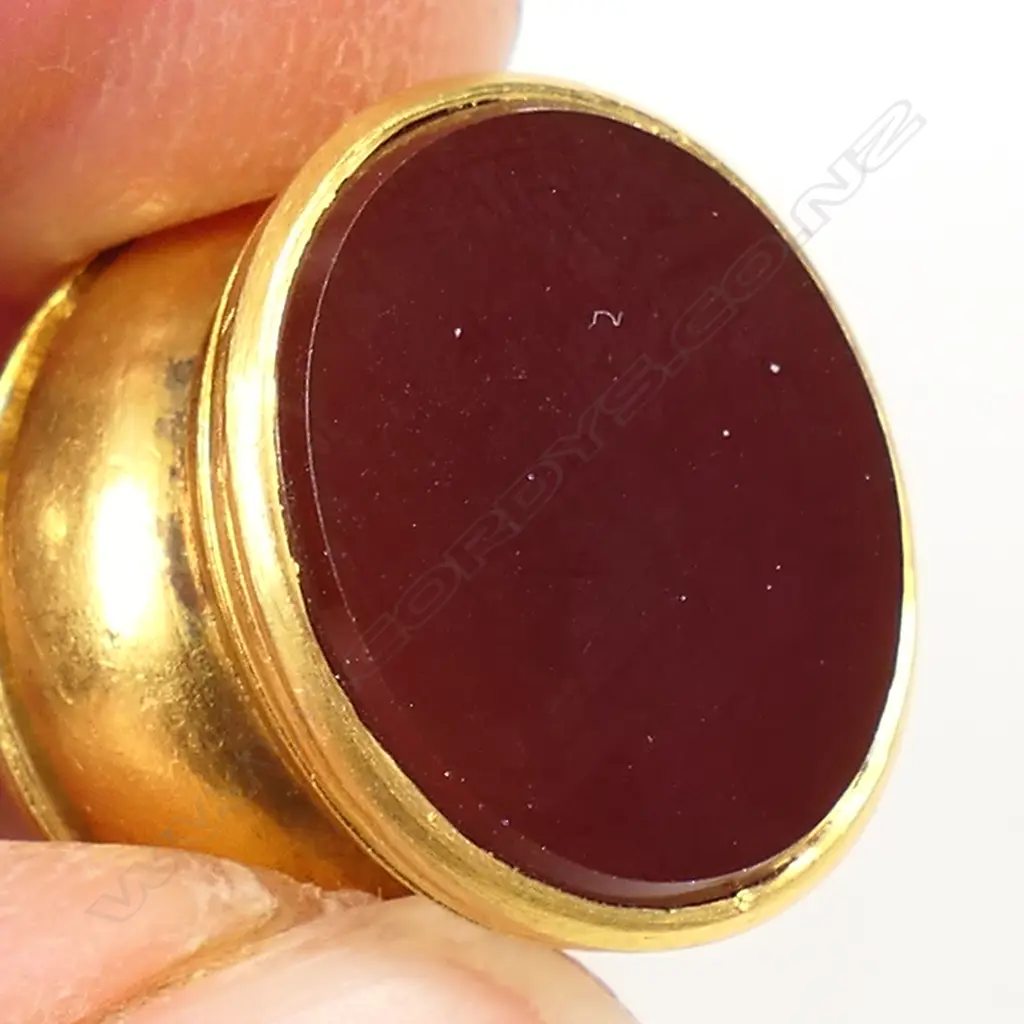 18ct YELLOW GOLD FOB SEAL as a ship's binnacle SET W AGATE PANEL & MINIATURE COMPASS 7.6gms Image 1++