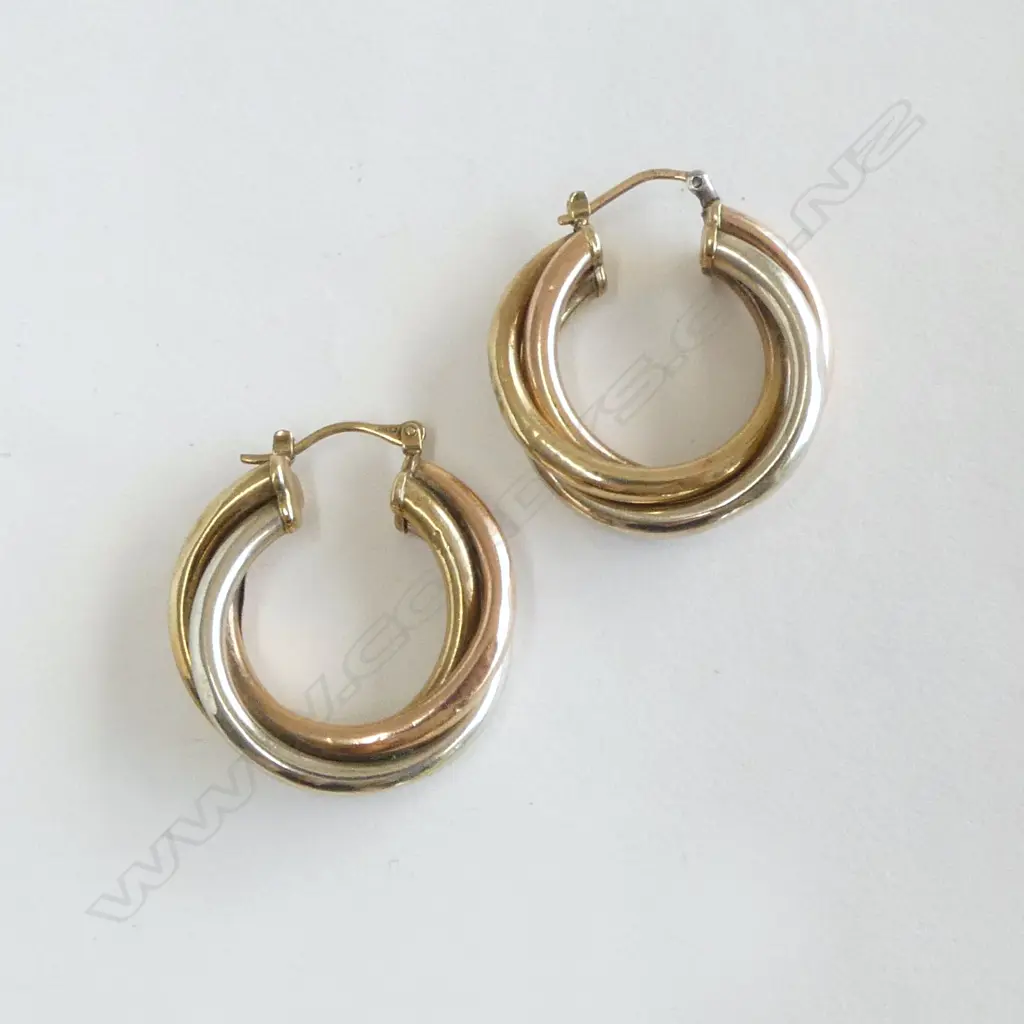 PR 9ct THREE COLOUR GOLD LGE HOOP EARRINGS 5gms (Some dents) Image 1++