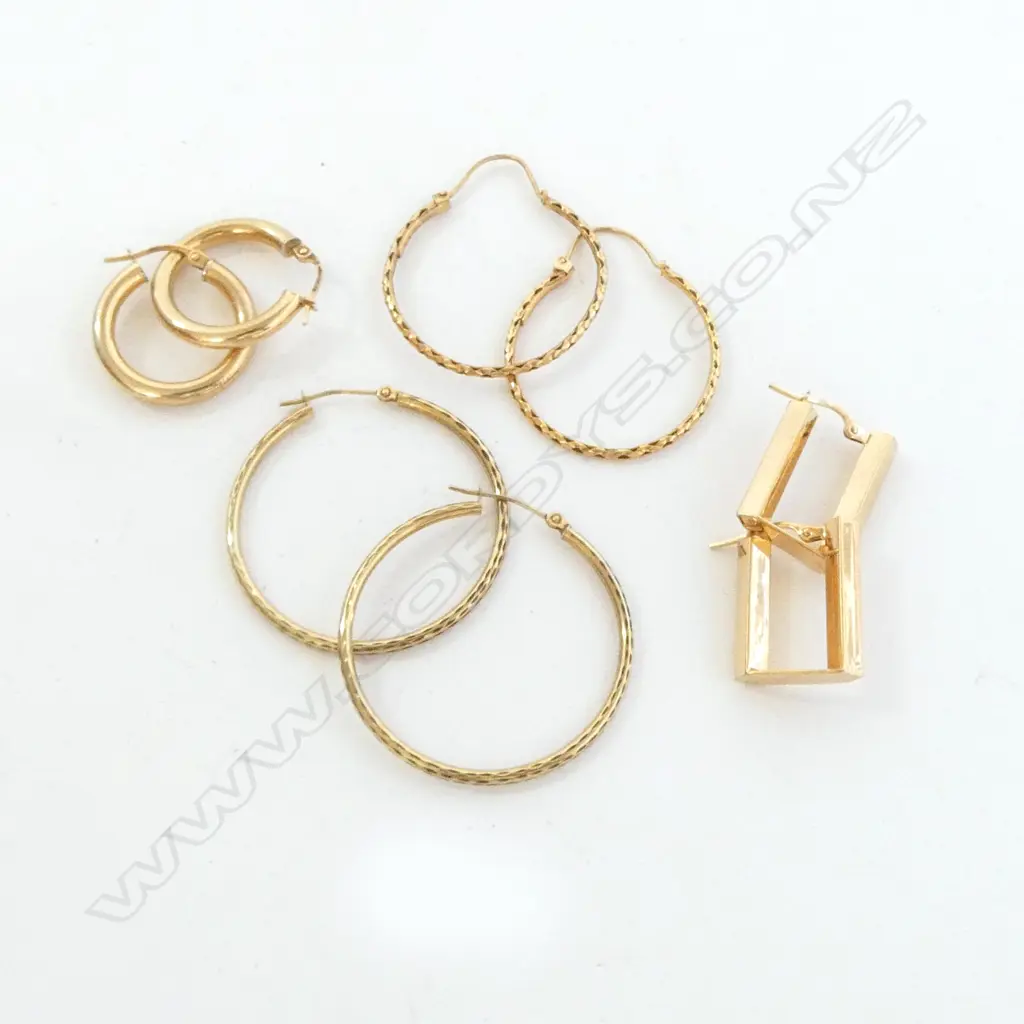 4 PRS 9CT HOOP EARRINGS, 6.6grms Image 1++