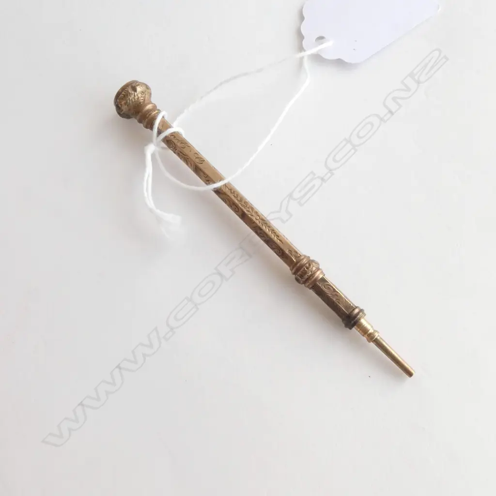 9ct GOLD EDWARDIAN PROPELLING PENCIL with carnelian  seal end. Stamped 'E.B. 9ct' 9gms Image 1++