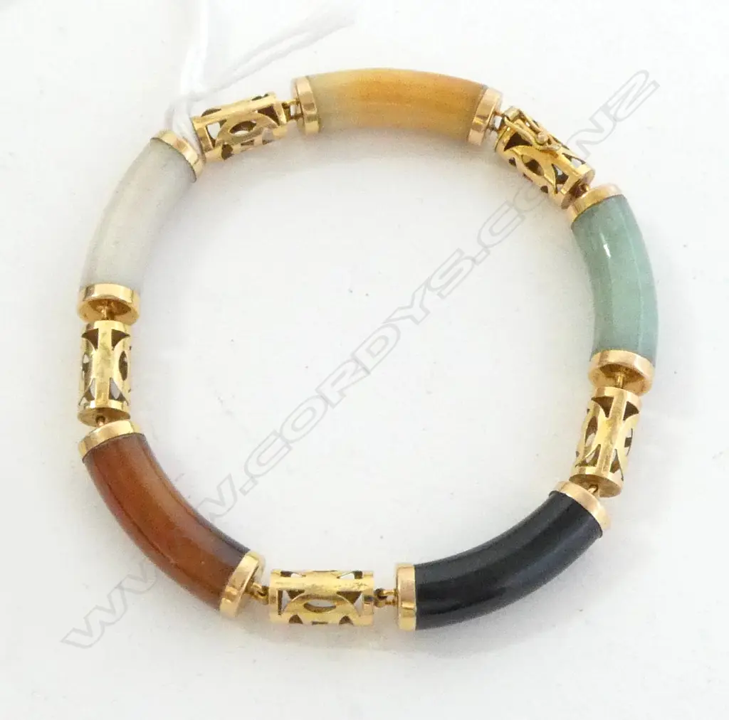 14CT JADE, ONYX, CARNELIAN LINK BRACELET 20grms Image 1++
