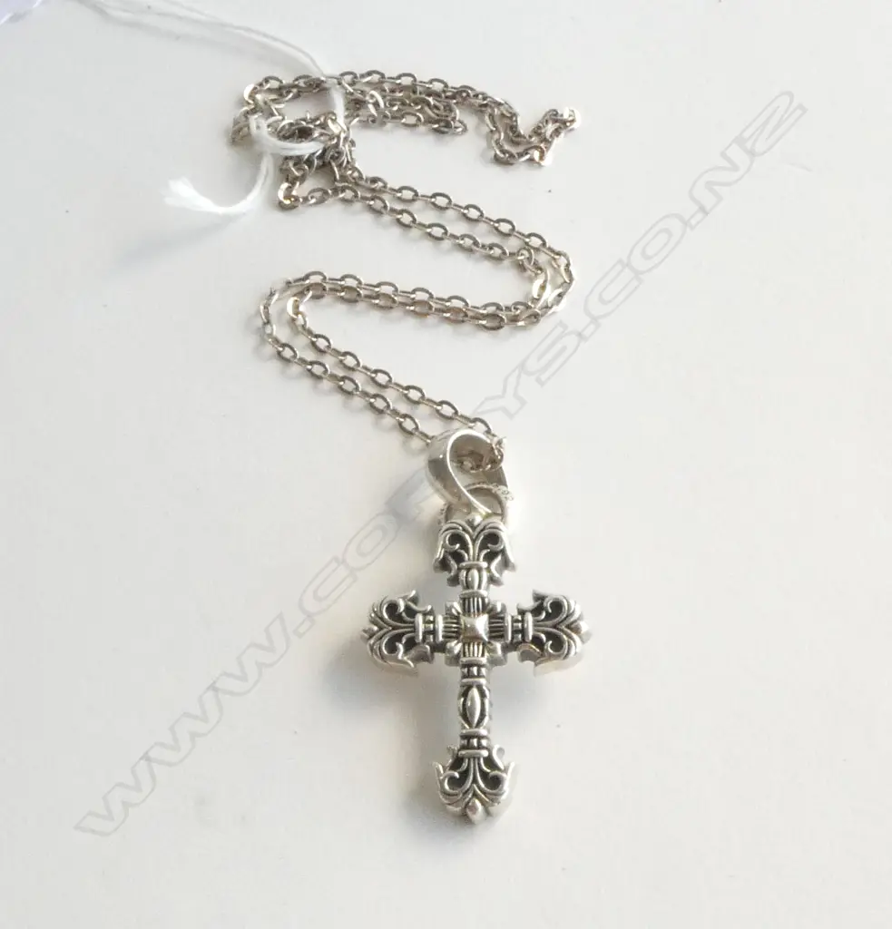 'CHROME HEARTS' STG SILVER CROSS PENDANT NECKLACE, 26.7grms Image 1++