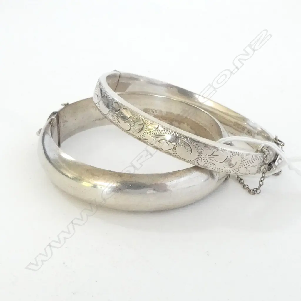 2 STG SILVER BRACELETS 37.86gms Image 1++