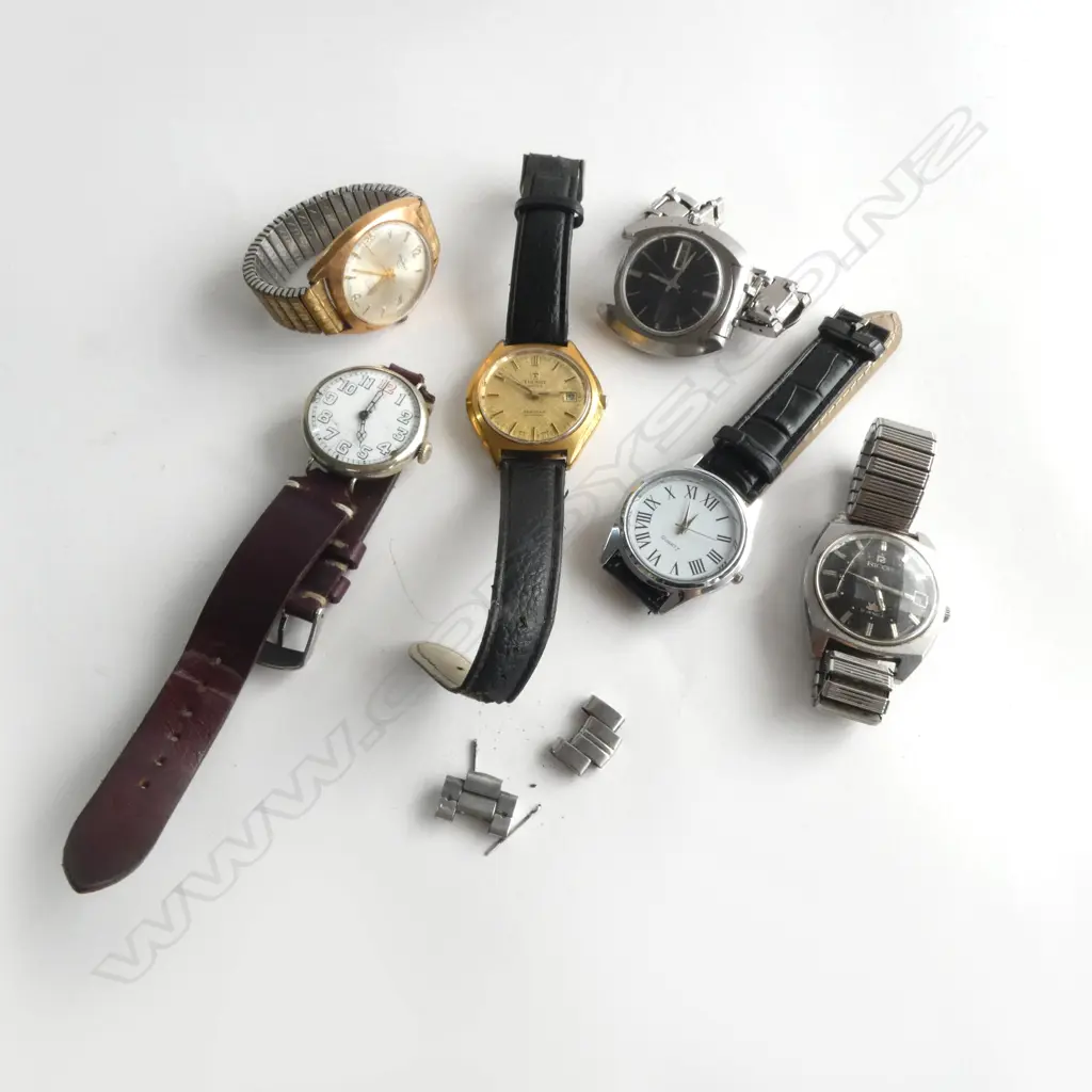 6 VINTAGE GENT'S WRISTWATCHES AS IS. SEIKO ETC some running Image 1++