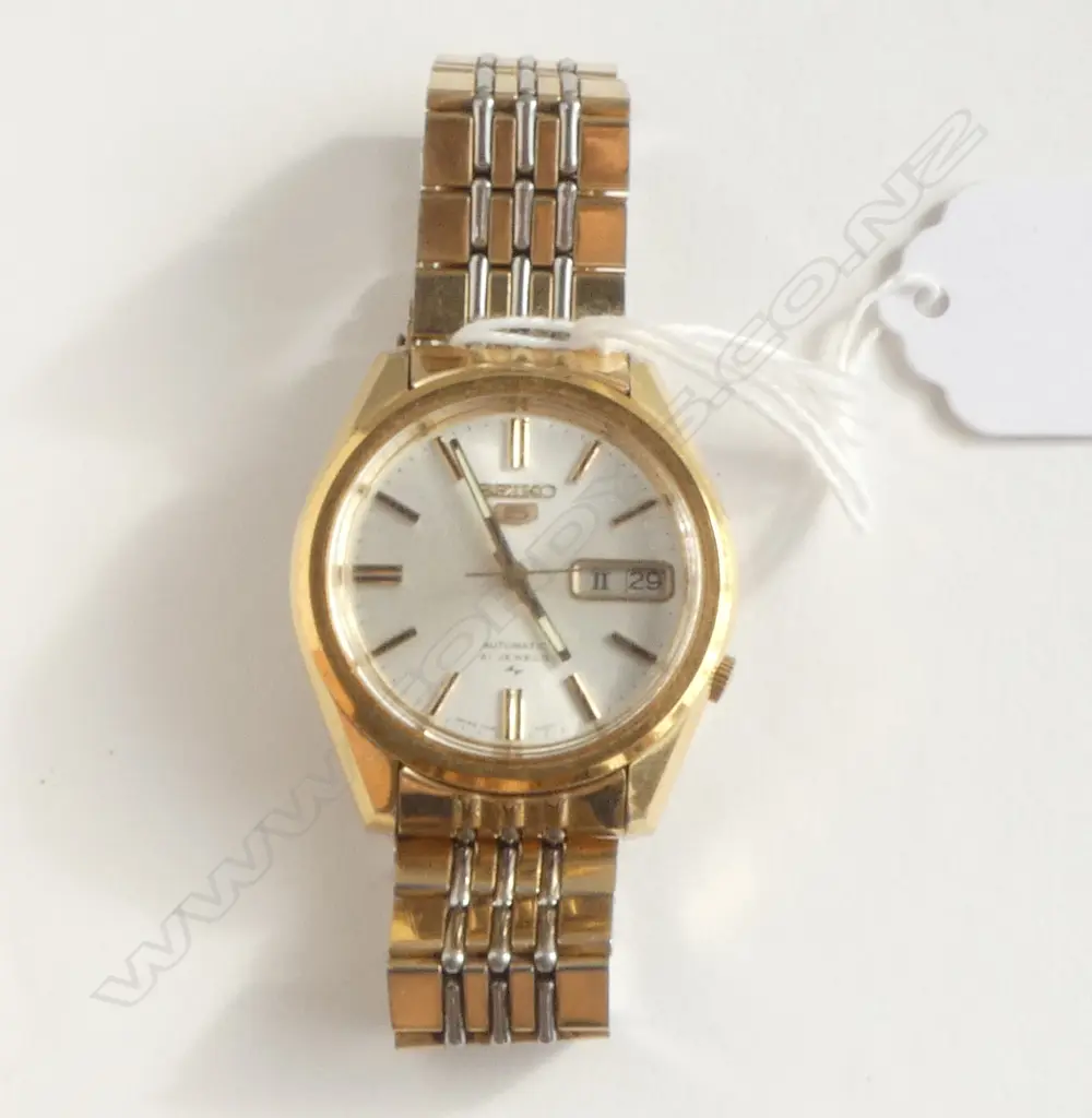 VINTAGE SEIKO 5 GENT'S GILT WRISTWATCH running Image 1++