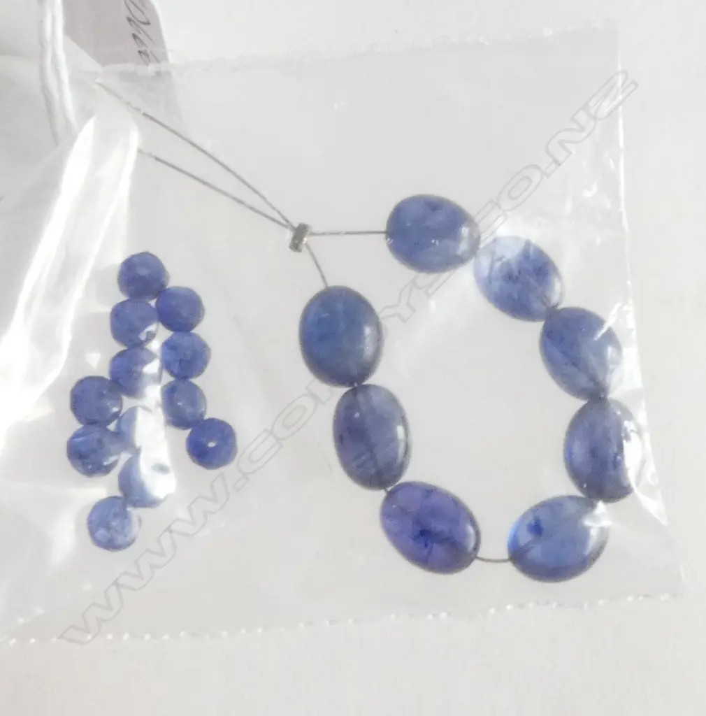 LOSE SAPPHIRES; 8 x UNCUT BEADS & 12 SML FACET CUT  Image 1++