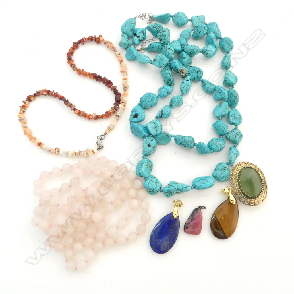 ASST COSTUME GEMSTONE NECKLACES w. 1 TIGERS EYE PENDANT & GREENSTONE? BROOCH Image 1++