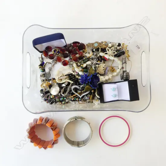 ASST. COSTUME JEWELLERY