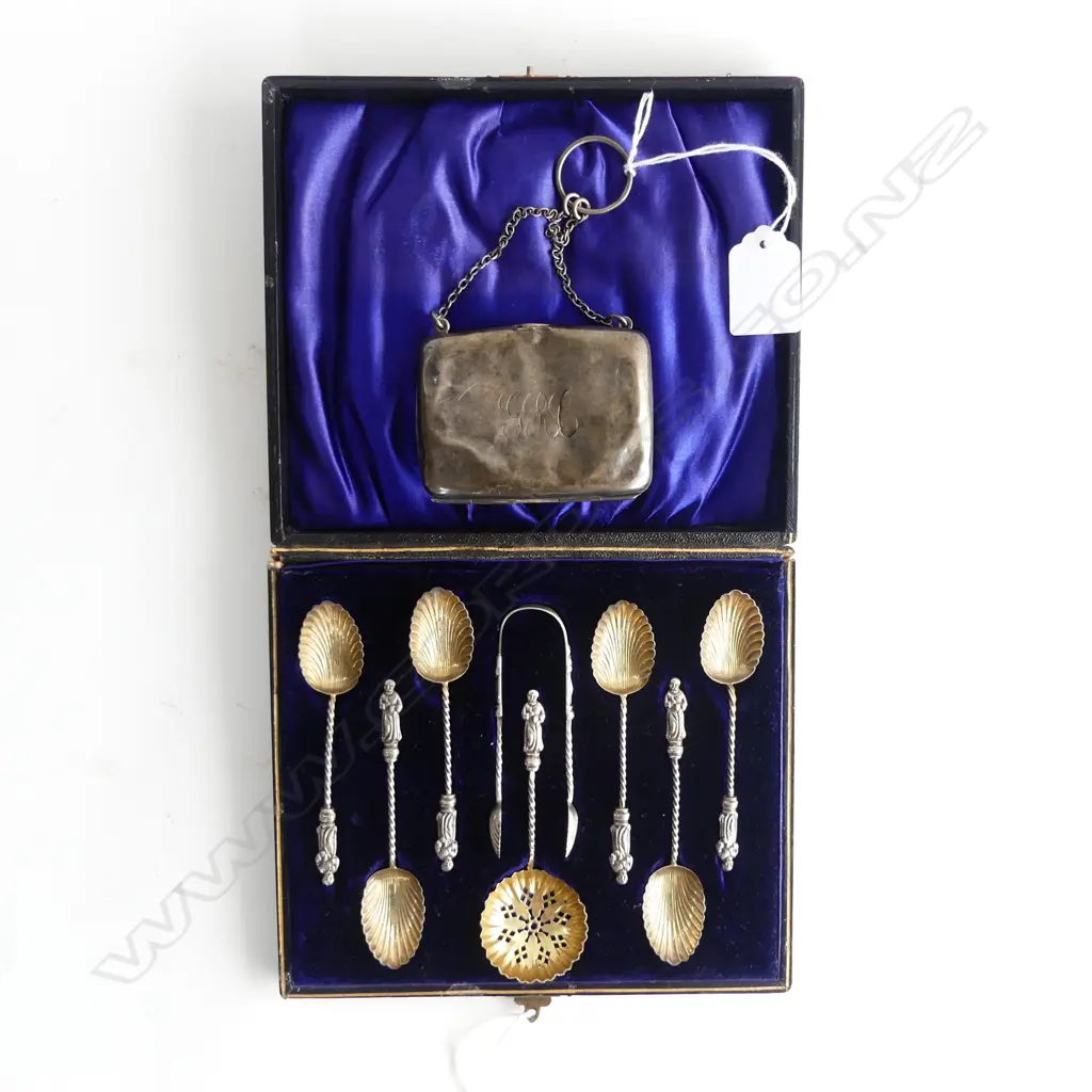 STERLING SILVER TEASPOON SET WITH TONGS AND SIFTER APPROX 60gms & STERLING PURSE APPROX 50gms Image 1++