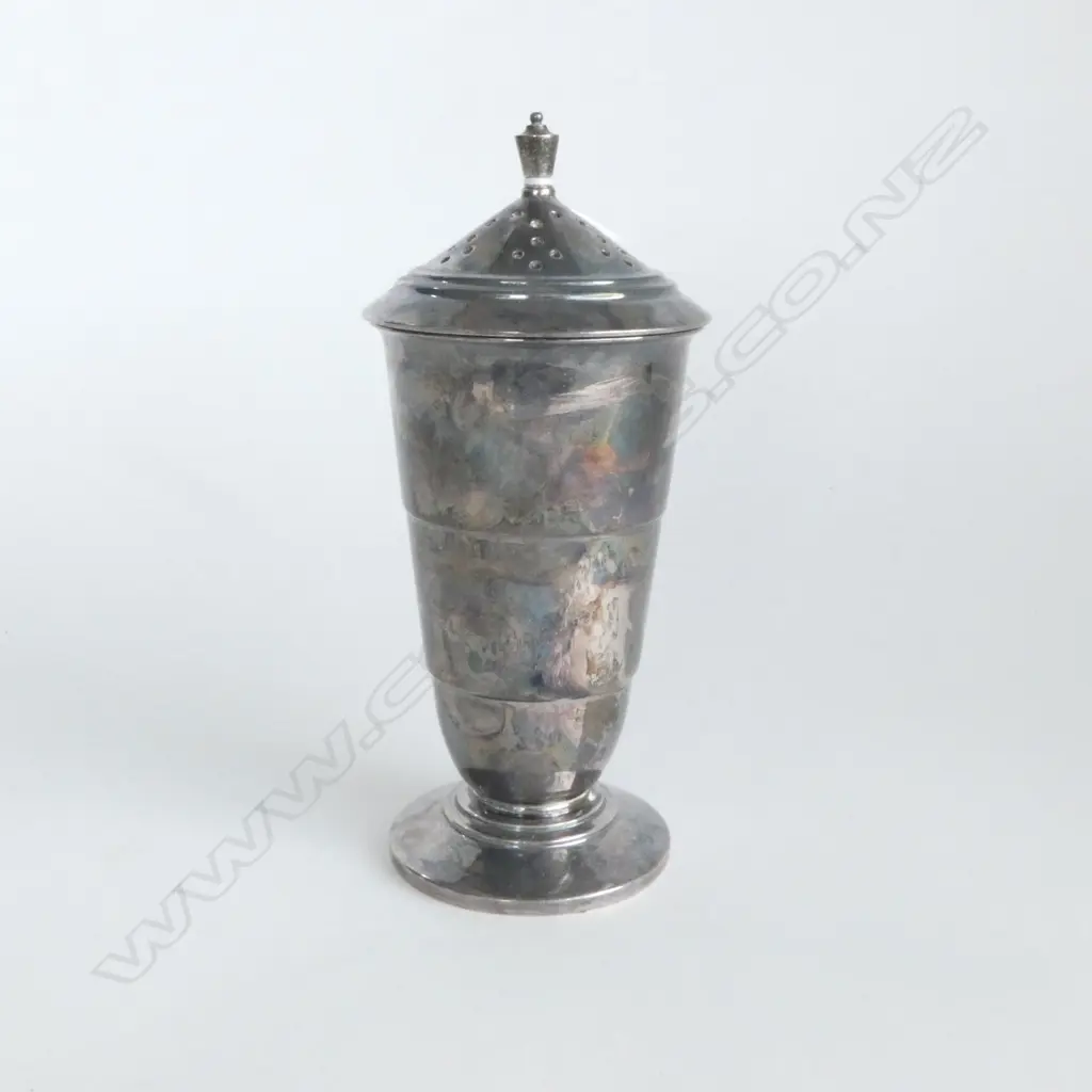 SILVER ART DECO SIFTER Birmingham 1937 plastic lined base. 206gms Image 1++