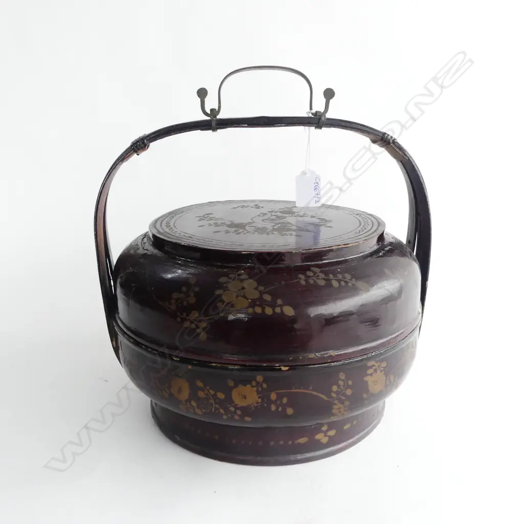 VINTAGE ORIENTAL LACQUER LIDDED CONTAINER 280mm dia Image 1++