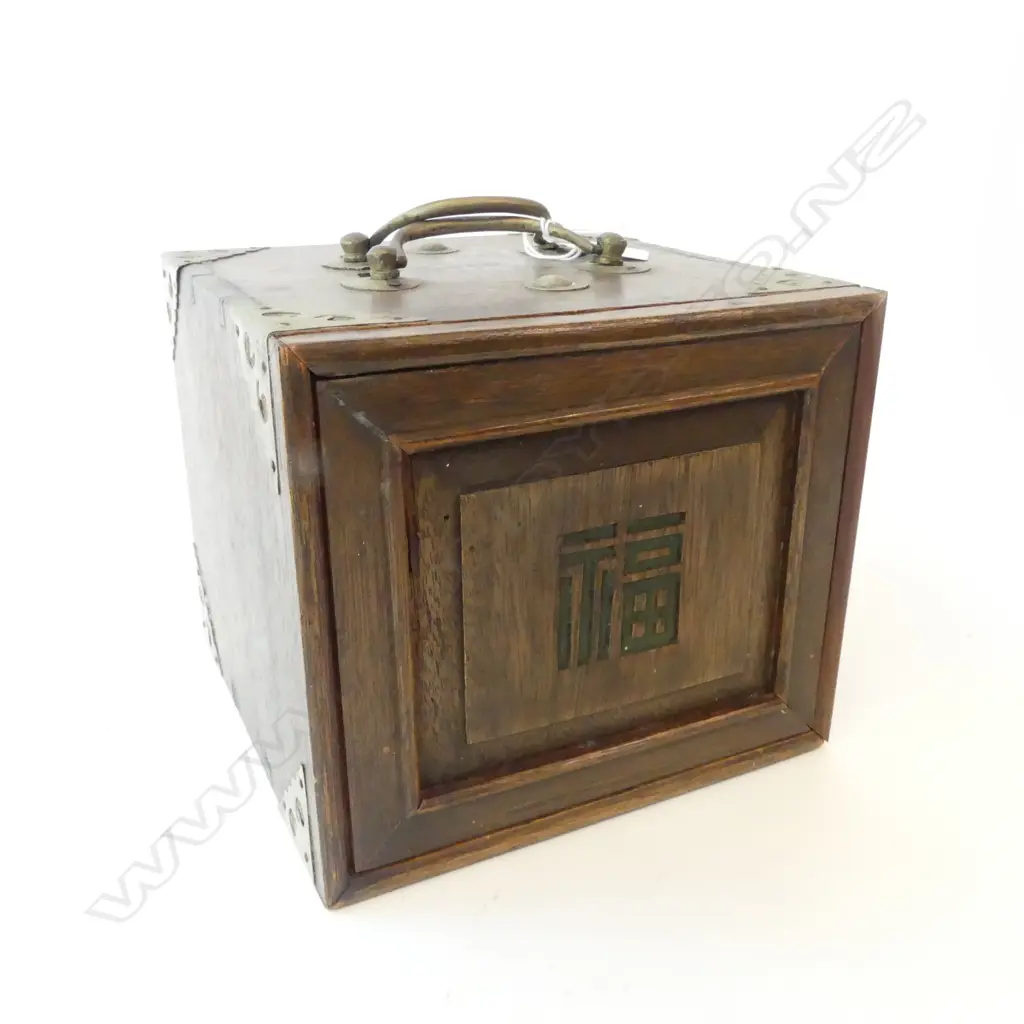 MAH JONG GAME IN WOODEN BOX H.170mm Image 1++