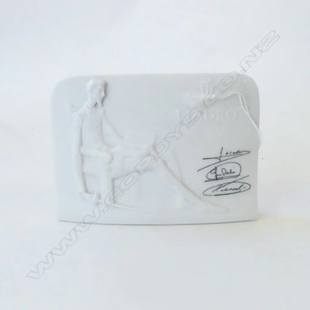 LLADRO CHINA SHOP SIGN L150MM Image 1++