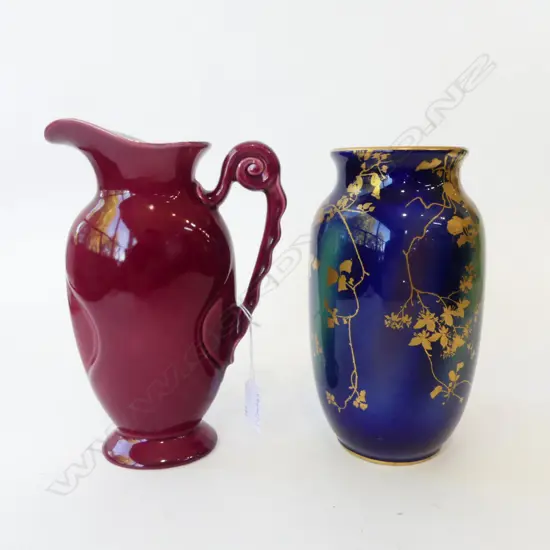 RD VASE H200MM & RED CROWN DEVON JUG H210MM