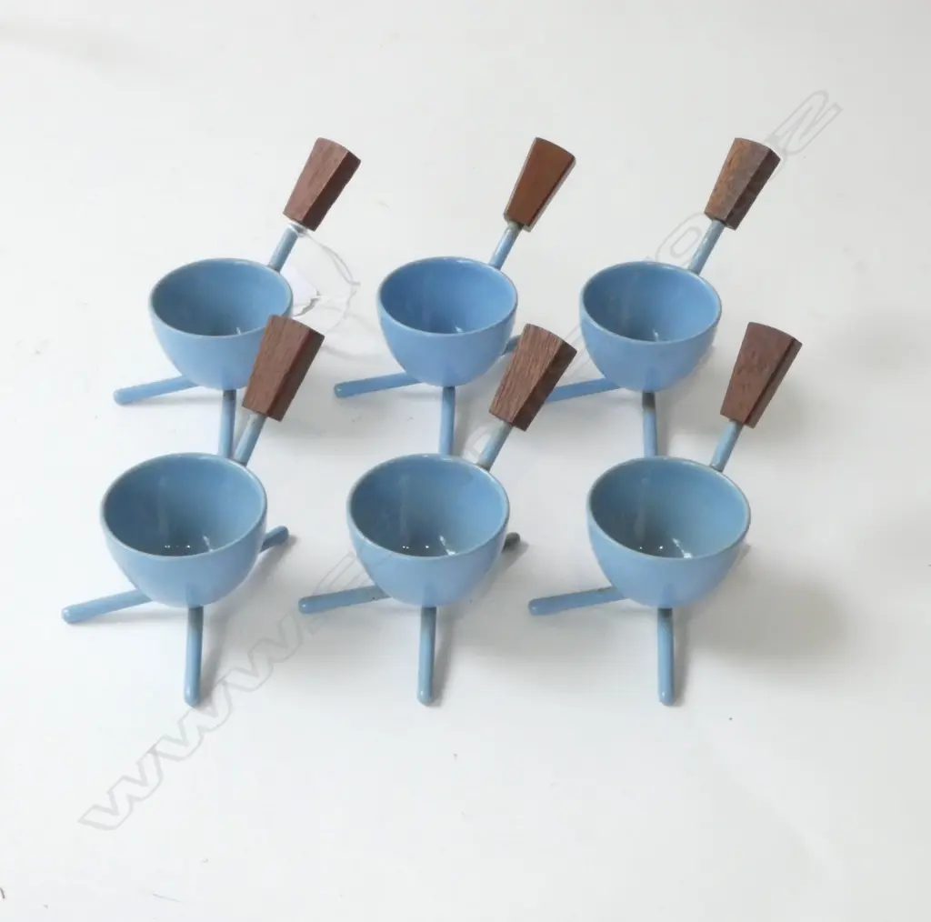 6 MID-CENTURY EGG CUPS Image 1++