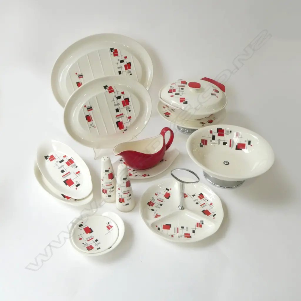 1950’S ‘GAYDAY’ BY PALISSY ENGLAND 15PC’S SERVE WARE INCL. PLATTERS, TUREEN, BOWLS, CAKE STAND, GRAVY, S&P ETC  Image 1++