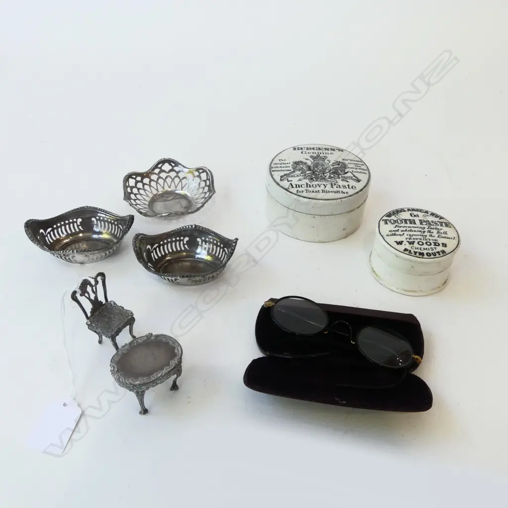 5 PCES STG SILVER, 75grms + PR GLASSES & 2 VICTORIAN POTS 90mm dia Image 1++