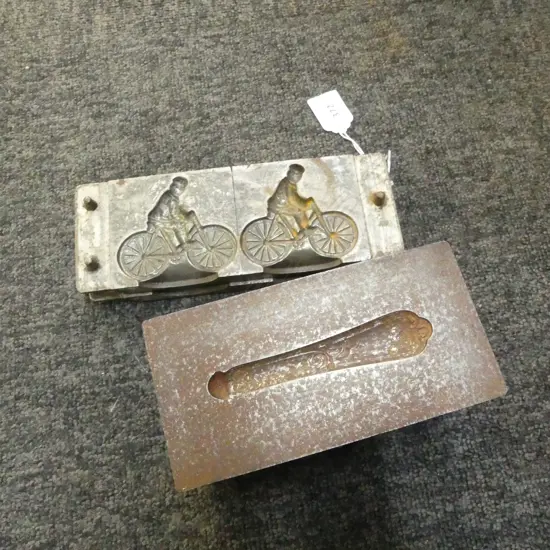 2 METAL CASTING MOULDS; BIKE TOY W.205mm; CUTLERY MOULD