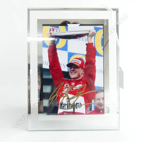 MICHAEL SCHUMACHER SIGNED PHOTO 145x100mm