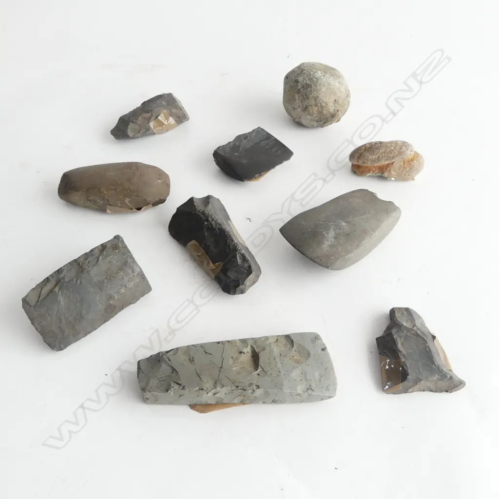10 OLD PACIFIC STONE ADZES PART ADZES & WORKED? STONE ITEMS some chipping. Longest 90mm Image 1++