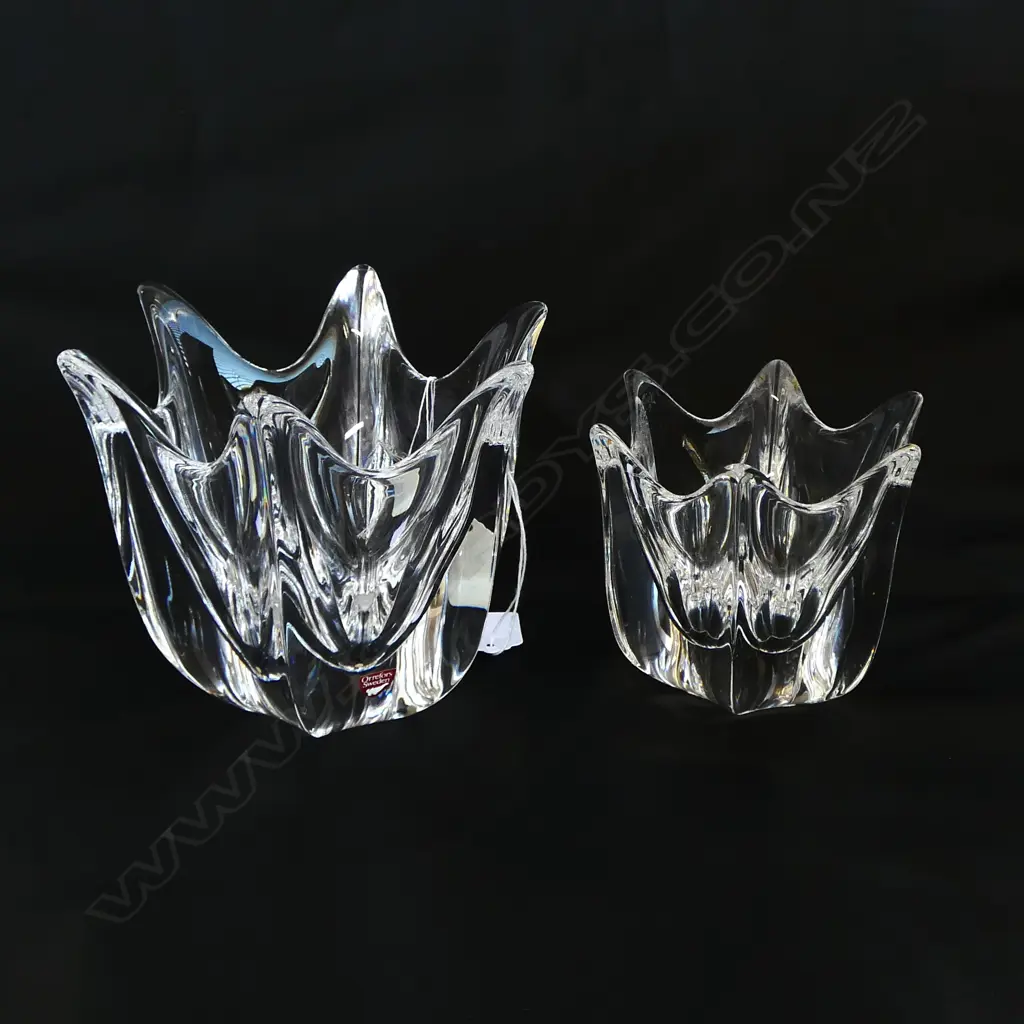 GRADUATED PR. GLASS BOWLS H.135mm Image 1++