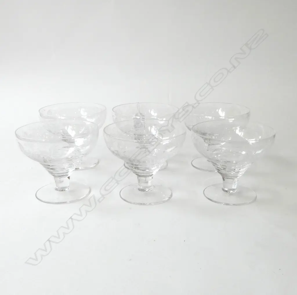 SET OF 6 STUART CRYSTAL ‘GRAPEVINE’ DESSERT BOWLS, D.105MM Image 1++